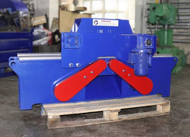 Измельчитель древесины Cronver ST 250