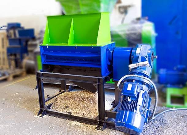 Дробилка строительных отходов Cronver SH 900