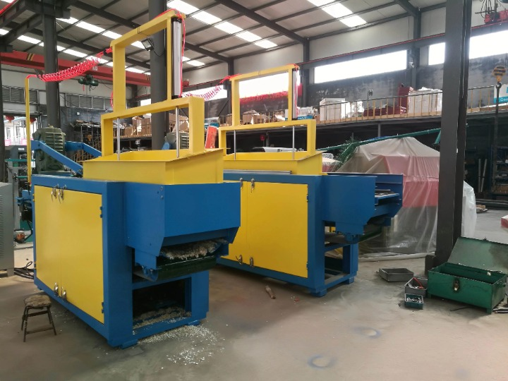 Станок для производства стружки Cronver ST 1000