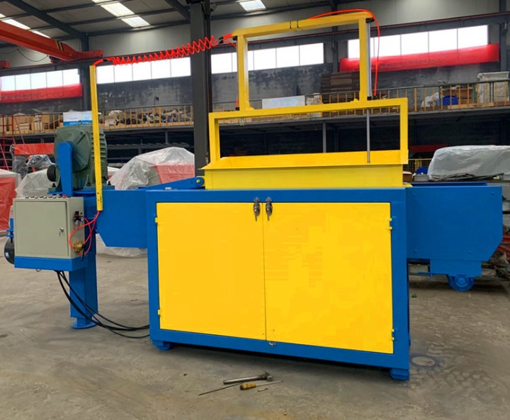 Станок для производства стружки Cronver ST 1500