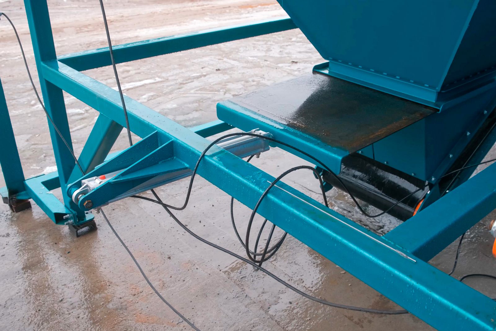 Линия сортировки и фасовки древесного угля Cronver SFU 2000