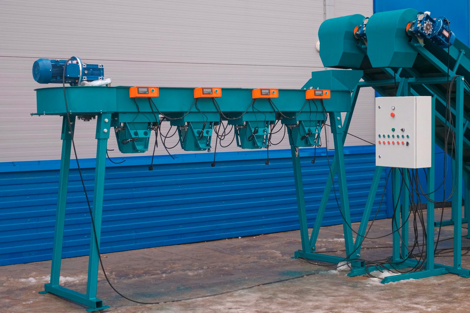 Линия сортировки и фасовки древесного угля Cronver SFU 2000