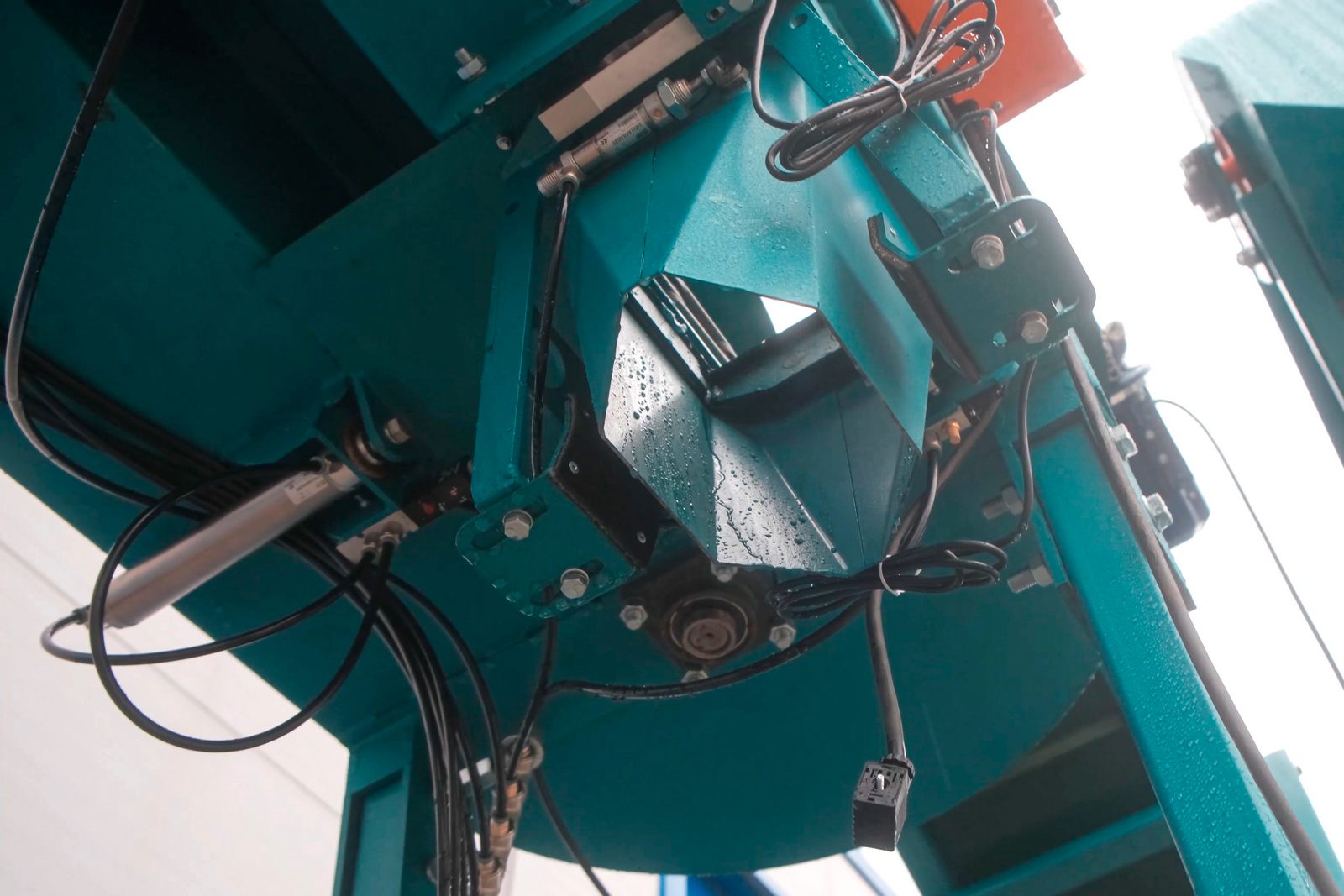 Линия сортировки и фасовки древесного угля Cronver SFU 2000