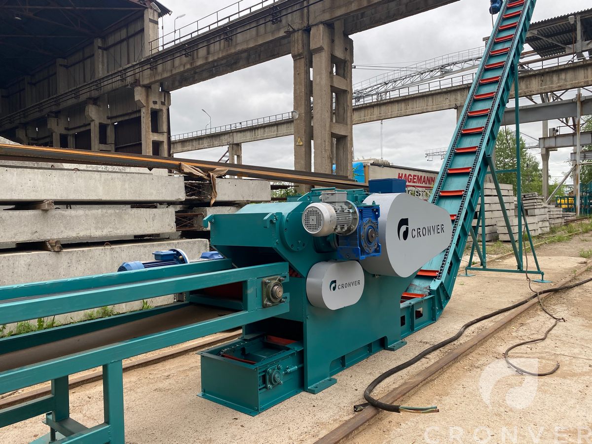 Измельчитель древесины Cronver BRM 30