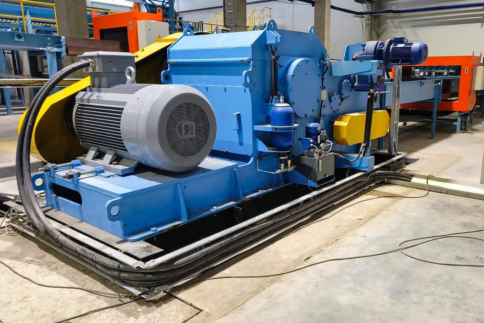 Измельчитель древесины щепорез Cronver MRB 250