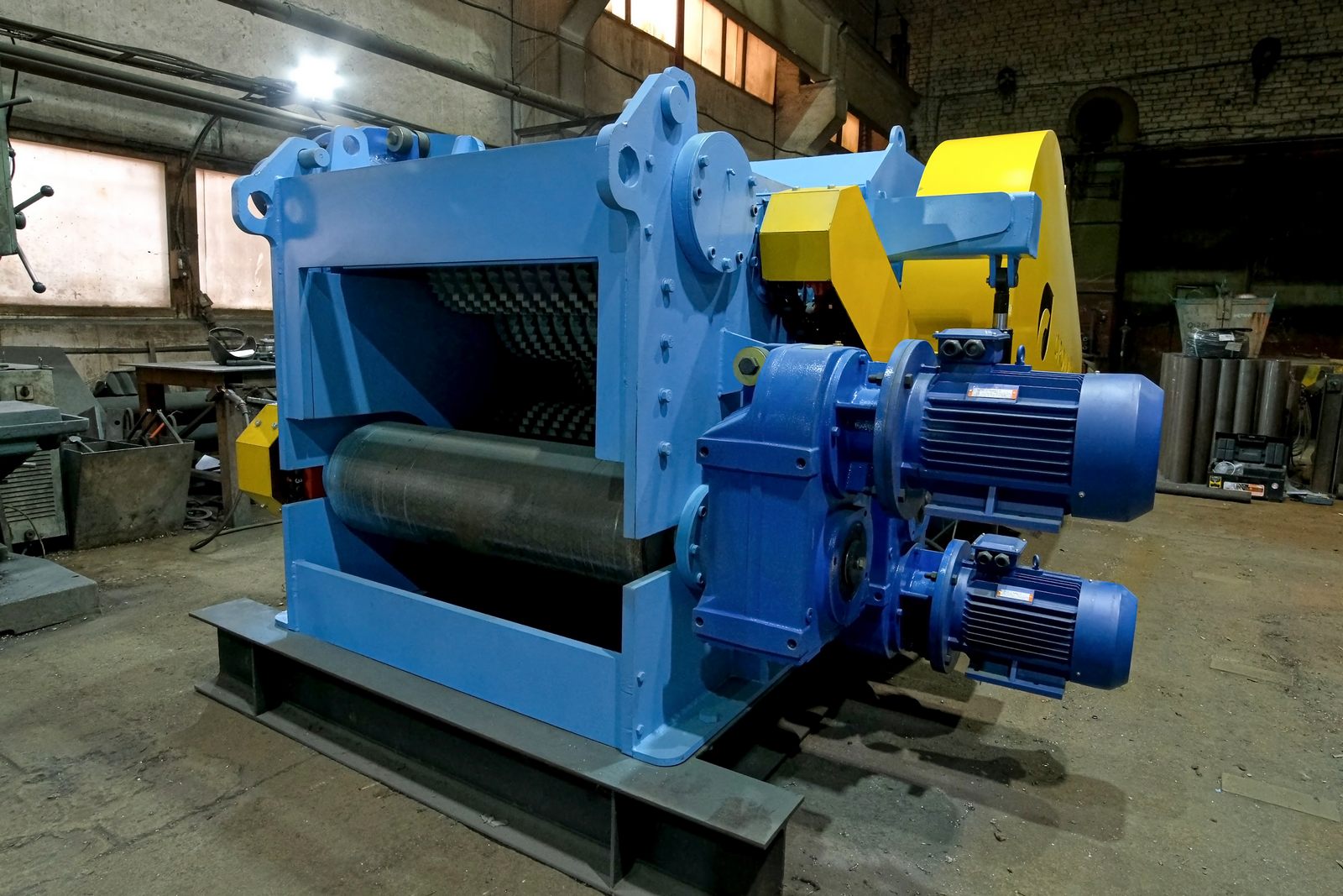 Измельчитель древесины щепорез Cronver MRB 315